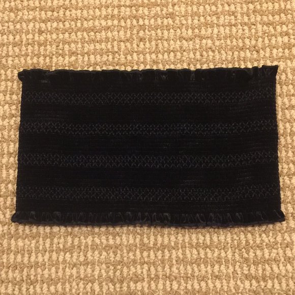 Silence & Noise Black Velvet Bandeau Top M/L - Picture 4 of 9